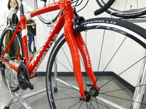 PINARELLO ROADBIKE ANGLIRU ULTEGRA 2020