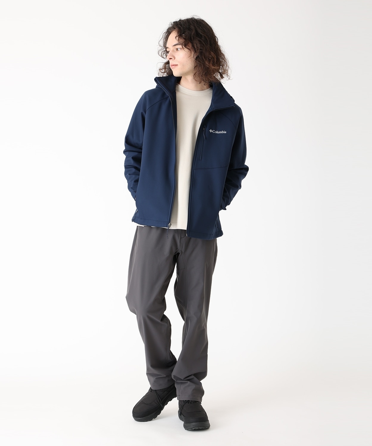 カスケードリッジIIIソフトシェル(S Collegiate Navy)│コロンビア