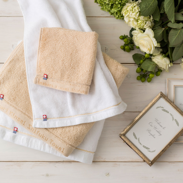 今治謹製 Shifuku Towel(至福タオル) 木箱入り SH55070 (バスタオル2P