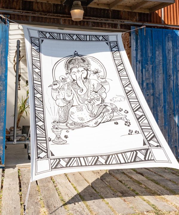 ガネーシャタープクロス（270cm）(WHITE): 『チャイハネ』公式通販
