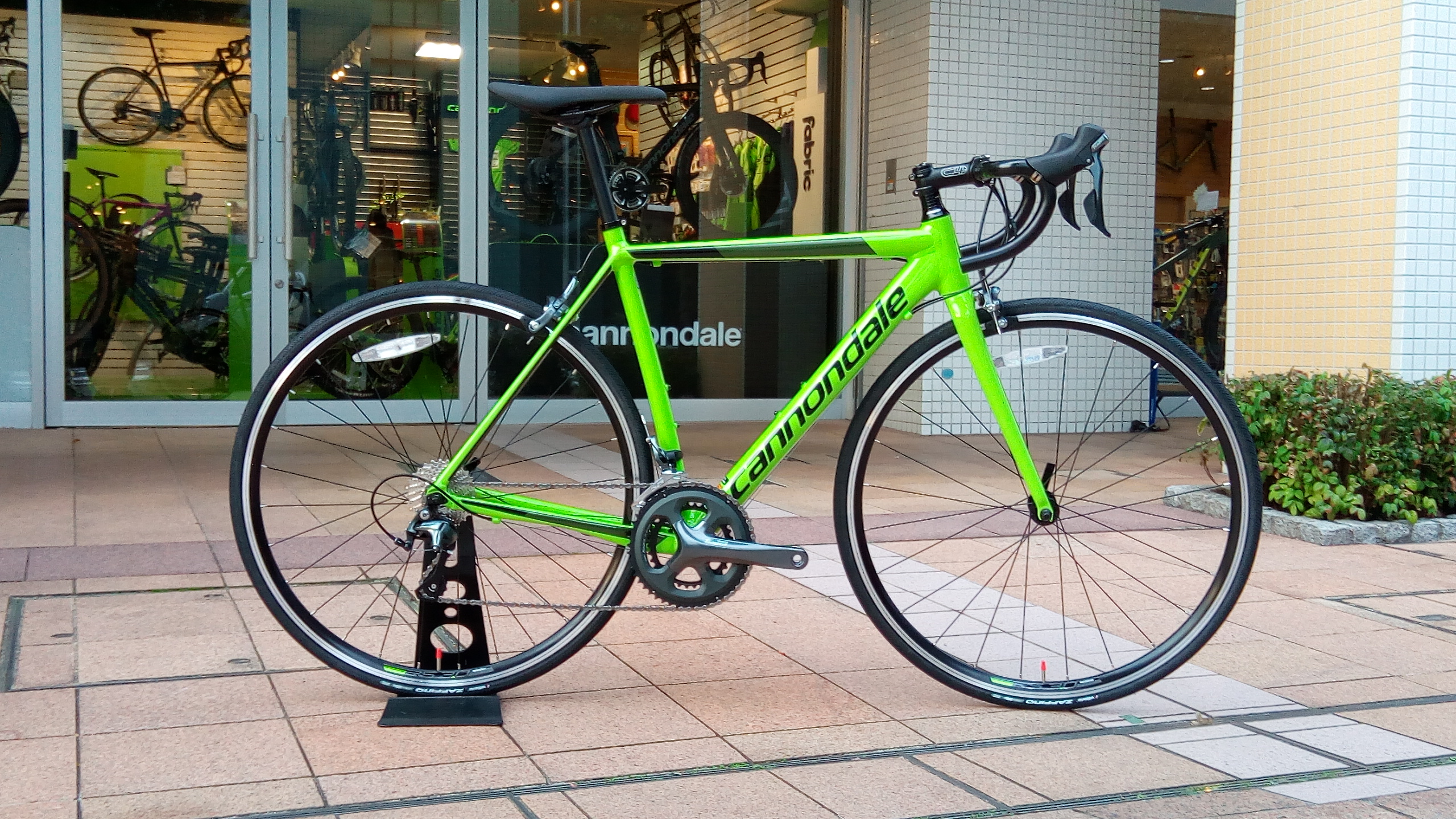 CAAD Optimo Tiagra お手頃ながら映える1台！ | キャノンデール横浜