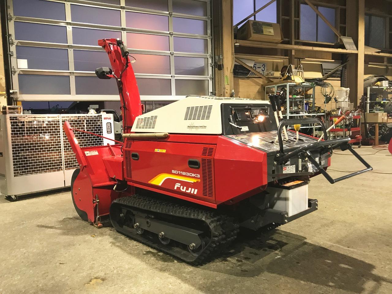 除雪機 フジイ 中古 大型 SD1123DK3 軽油ディーゼル 作業機｜除雪だよ