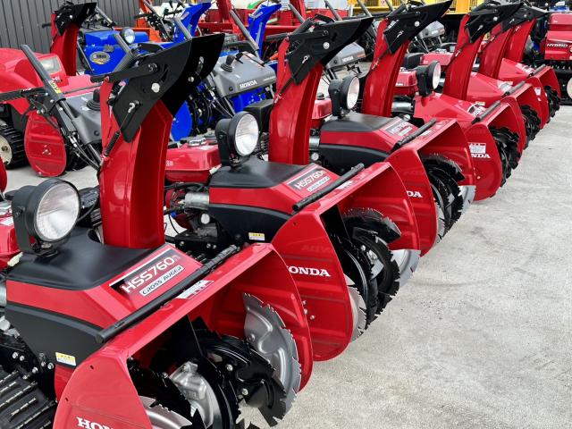 札幌近郊送料無料!! HONDA除雪機 hs760 2段シューター/ガスアシスト