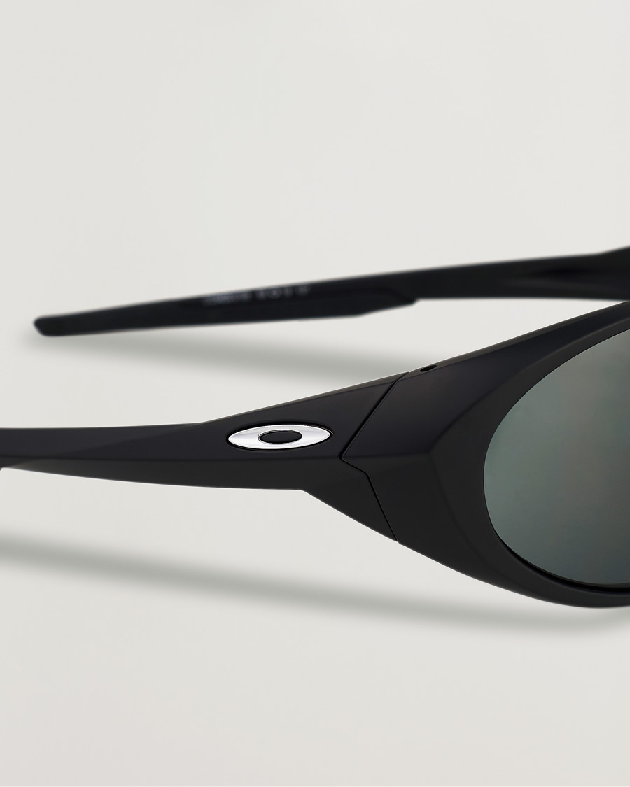 Oakley Eye Jacket Redux Sunglasses Matte Black bei Care of Carl