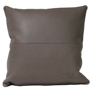 カッシーナ・イクスシー レザークッション FZ革（ロゴあり） ファンゴ