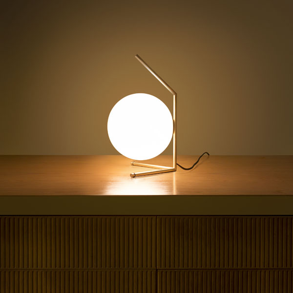 FLOS(フロス) IC Lights T1 Lowアイシーライト T1 Low ゴールド