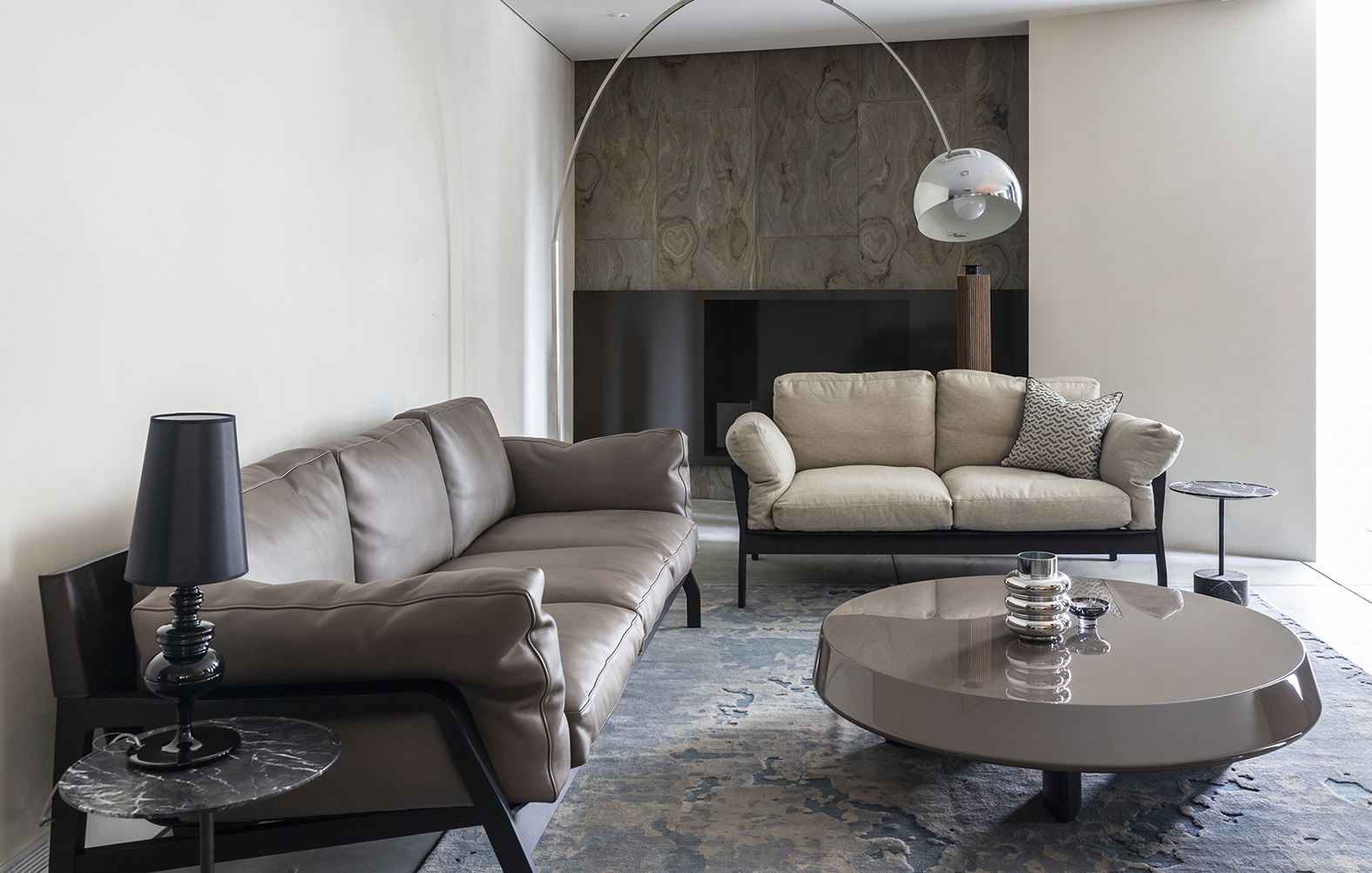 520 ACCORDO（アコルド ローテーブル） Cassina | カッシーナ・イクスシー