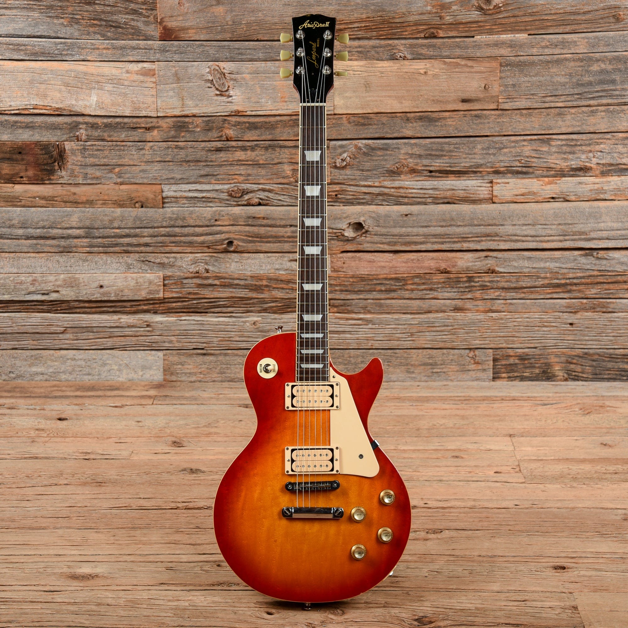 Aria Pro II Leopard Model Plaintop Cherry Sunburst 1980s – Chicago