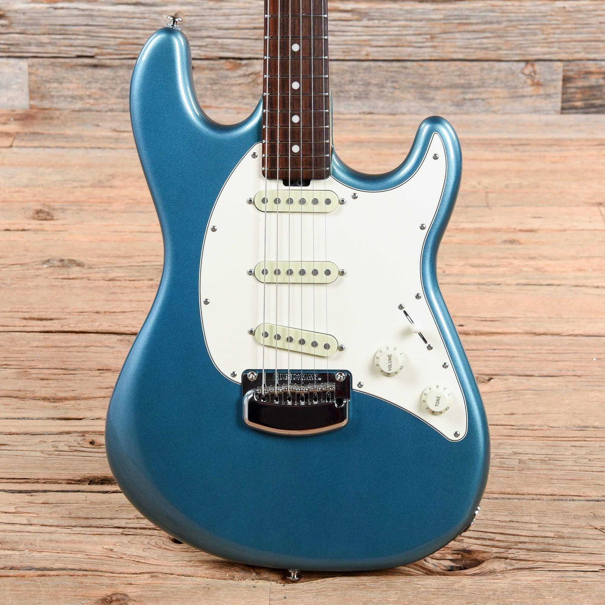 Music Man Cutlass SSS Vintage Turquoise 2016 – Chicago Music Exchange
