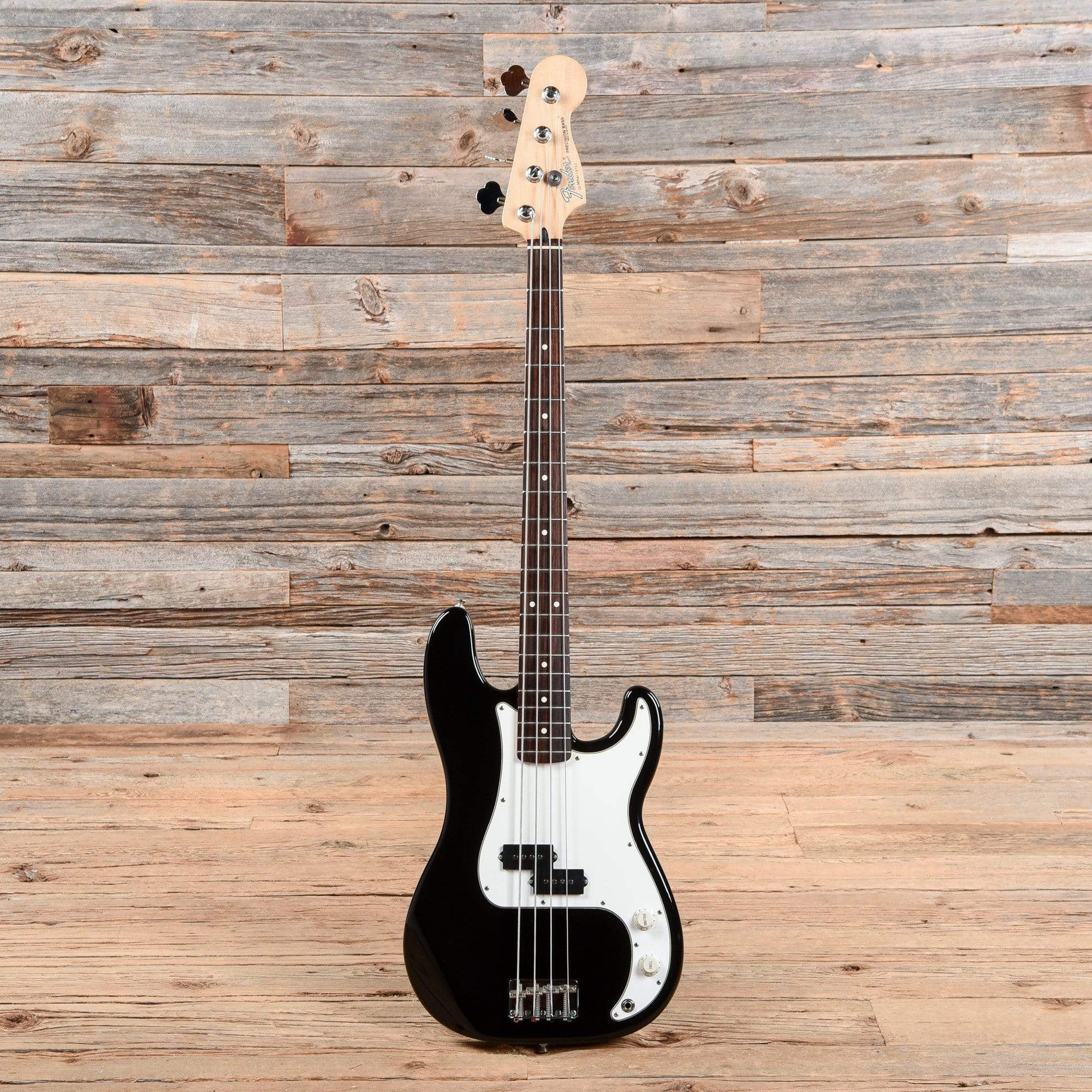 Fender Standard Precision Bass Black 1994 – Chicago Music Exchange