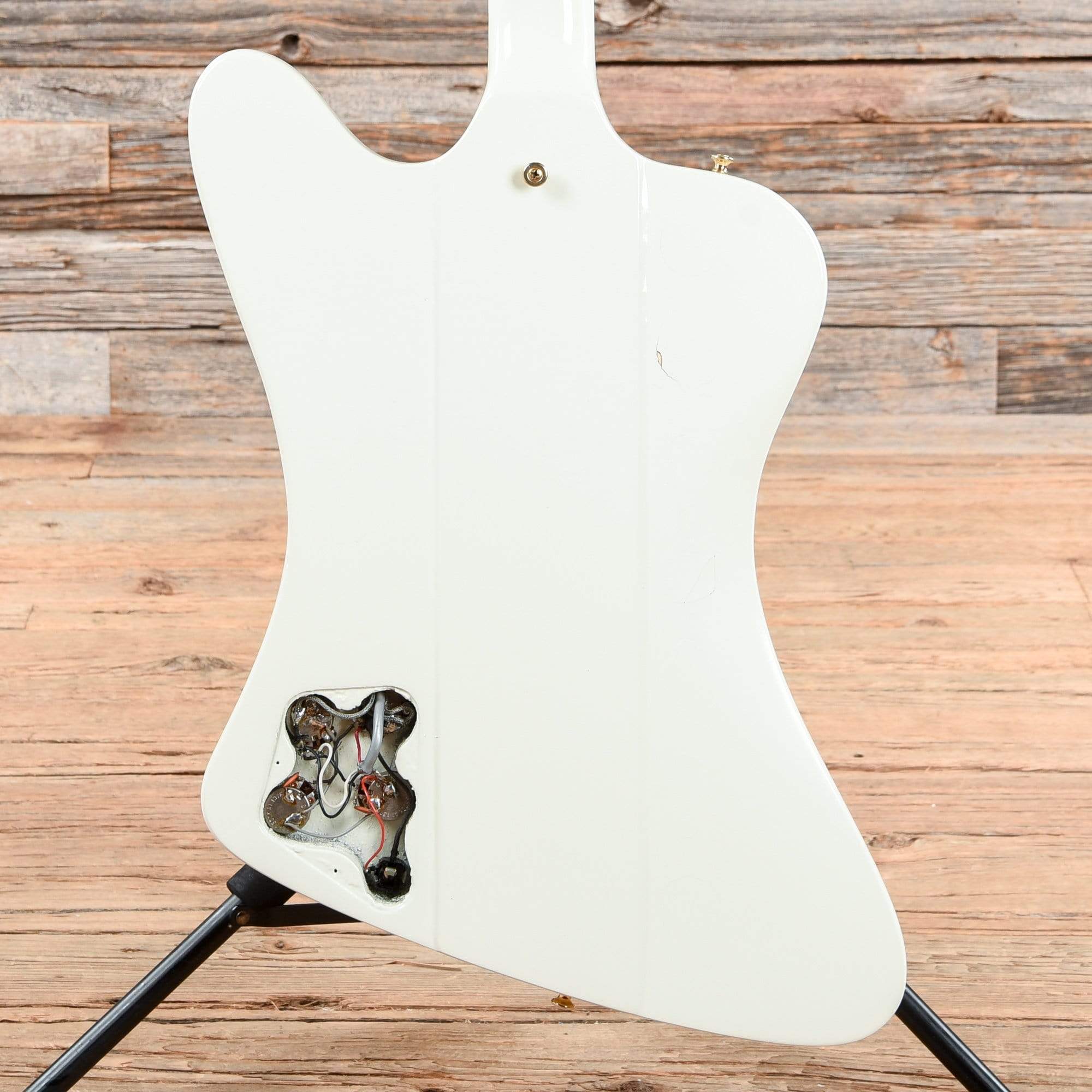 Gibson Firebird VII White Refin 1964 – Chicago Music Exchange