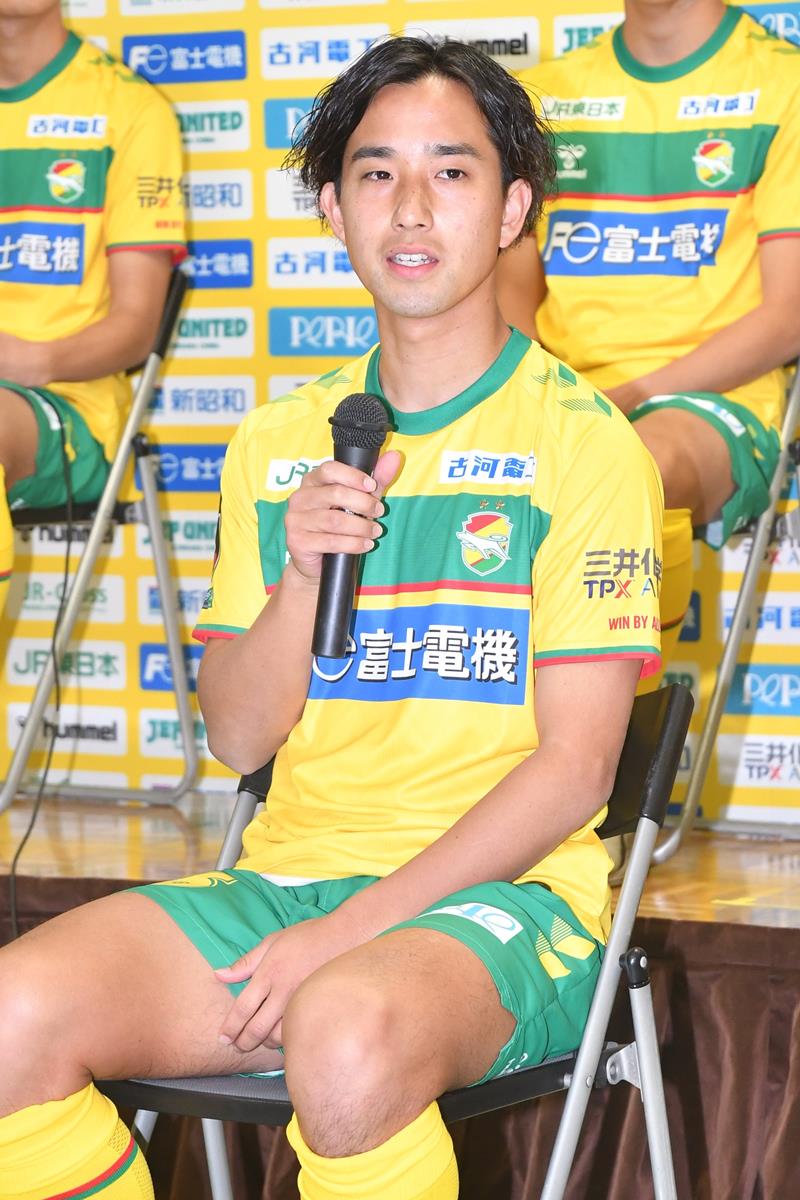 秘めた熱い思い 16MF横山暁之 【2024俺たちの新戦力】 ジェフ