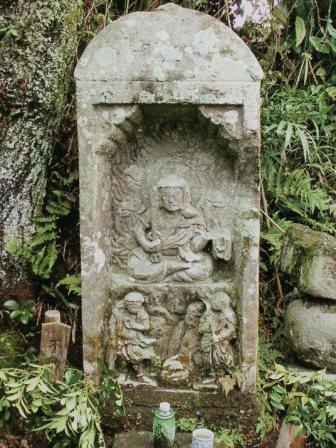 天長寺の石仏群(てんちょうじのせきぶつぐん) - 宮崎県都城市ホームページ