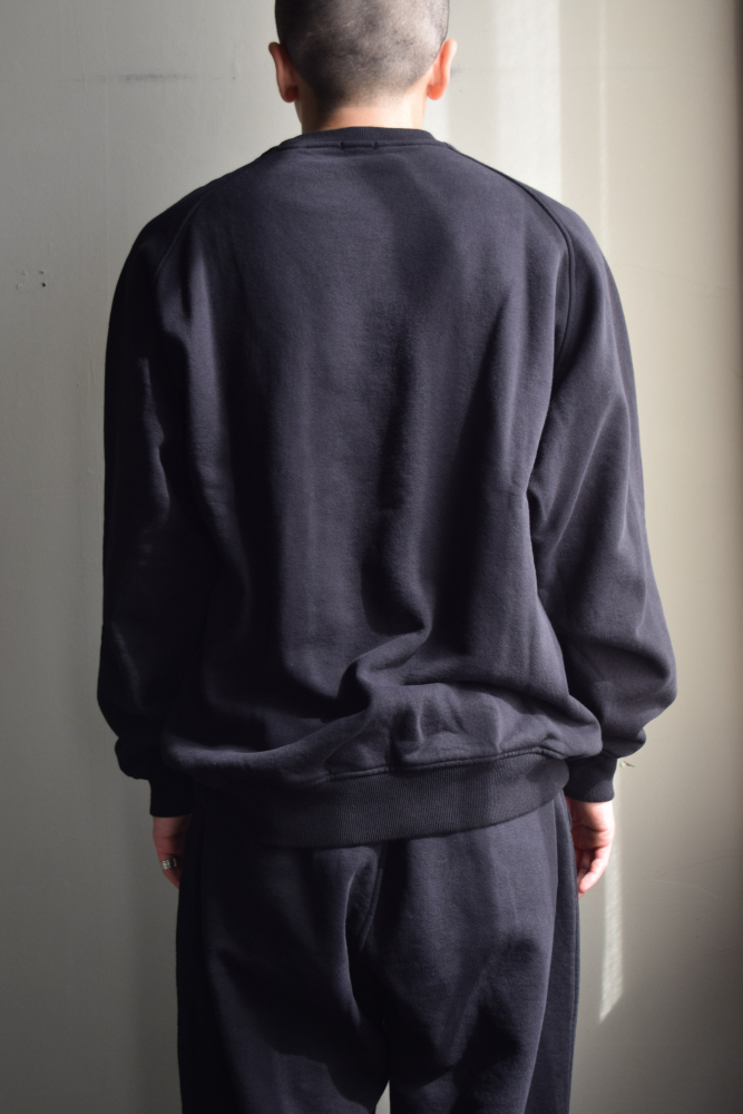 COMOLI (コモリ) コットン裏毛 クルーネック [BLACK]