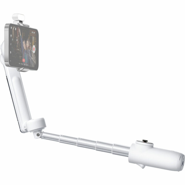 Insta360 Flow Announced – Smartphone Gimbal with AI Tracking