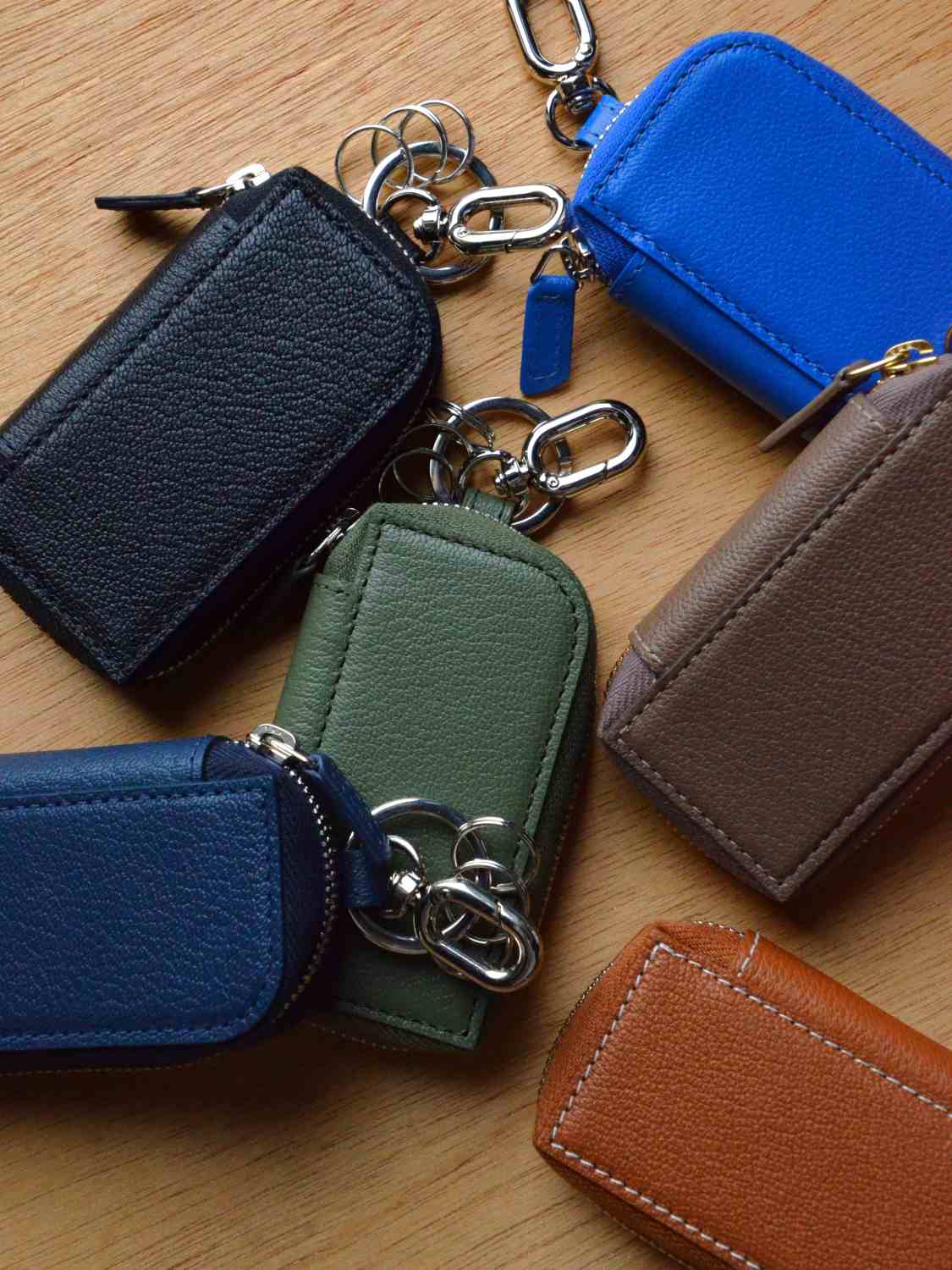 MOLINI ネイビー レザー キーケース MOLINI ネイビー レザー キーケース