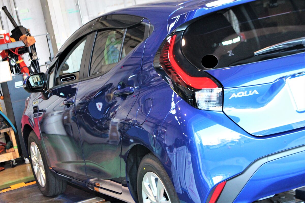 新型アクア にスタッドレスタイヤセット。凍結 & 積雪対策に