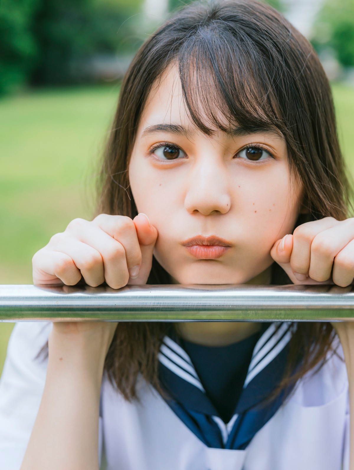 写真）日向坂46・小坂菜緒、初ソロ写真集で見せる「今までできなかった