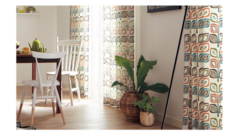 シェード｜カーテンラボは笑顔こぼれる素敵なカーテンをご用意いたし