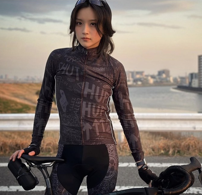 レア】ASSOS iJエキップ SWISS 長袖ジャージ レア】ASSOS iJエキップ