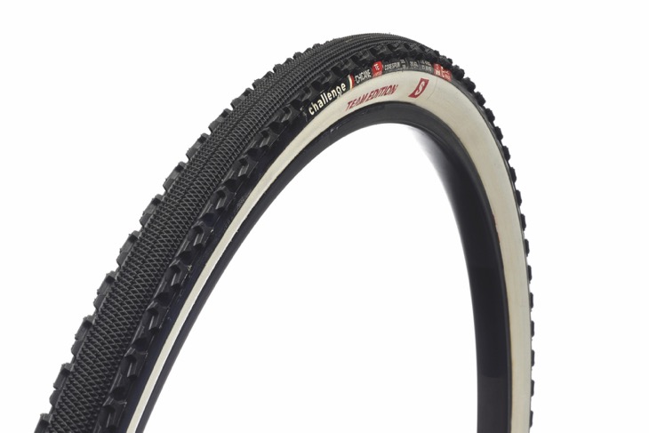 チャレンジ TEAM EDITION SOFTシリーズ 扱いやすさを増したレース用CX