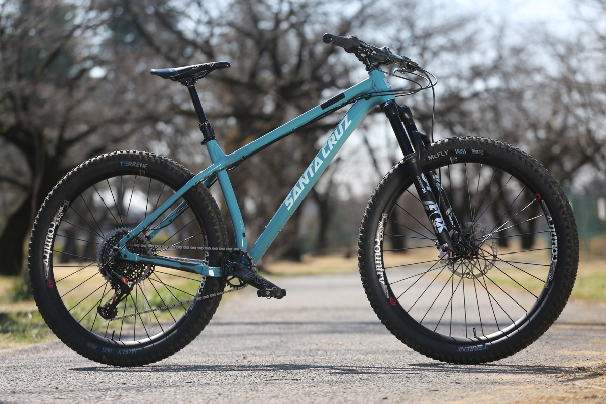 サンタクルズ CHAMELEON AL 懐の深い遊び系アルミハードテールMTB