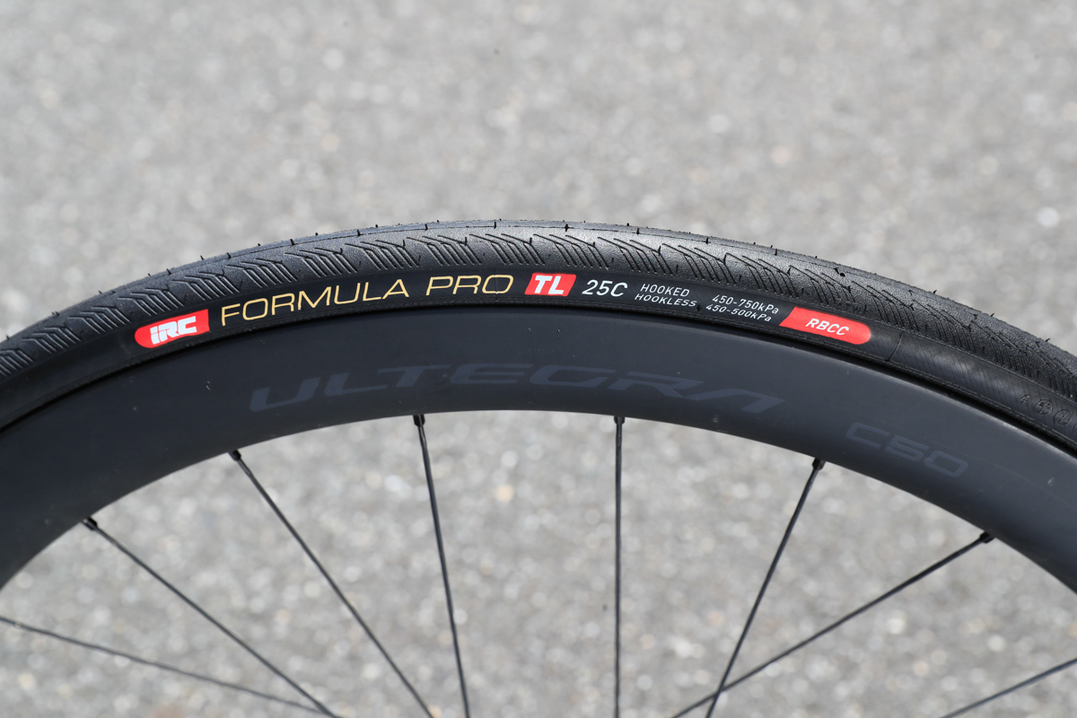 iRC FORMULA PRO 転がりの軽さと耐久性に磨きをかけた第6世代の