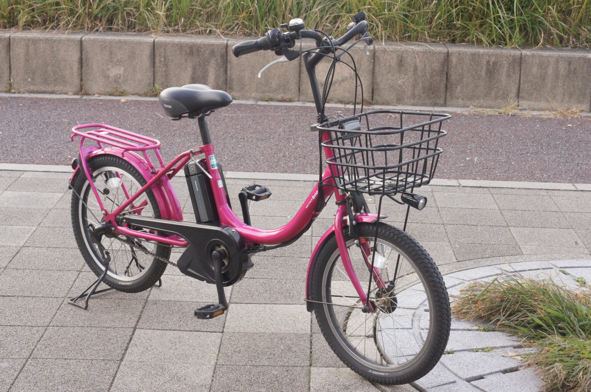 中古電動アシスト自転車入荷！3人乗り対応小径車☆YAMAHA PAS Babby