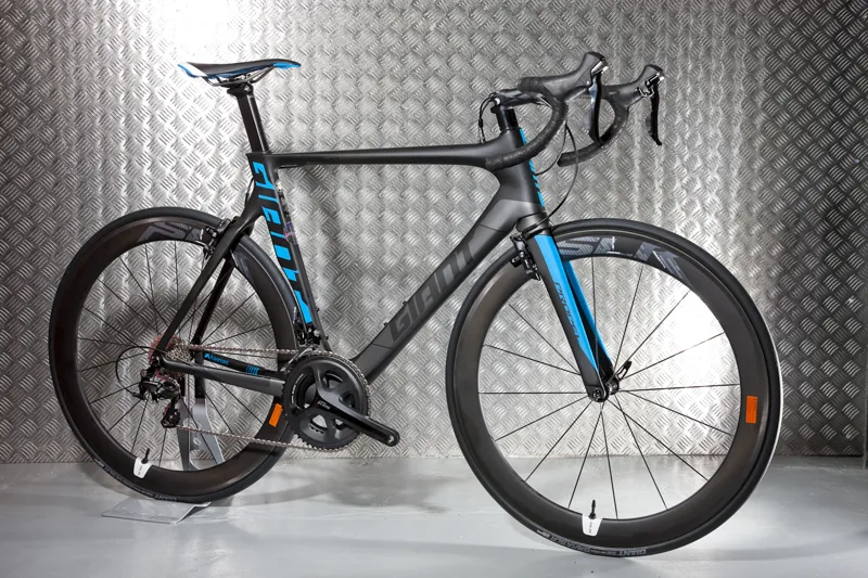 GIANT PROPEL ADVANCED 2 値引きなしでオプション多数 Propel Advanced 2