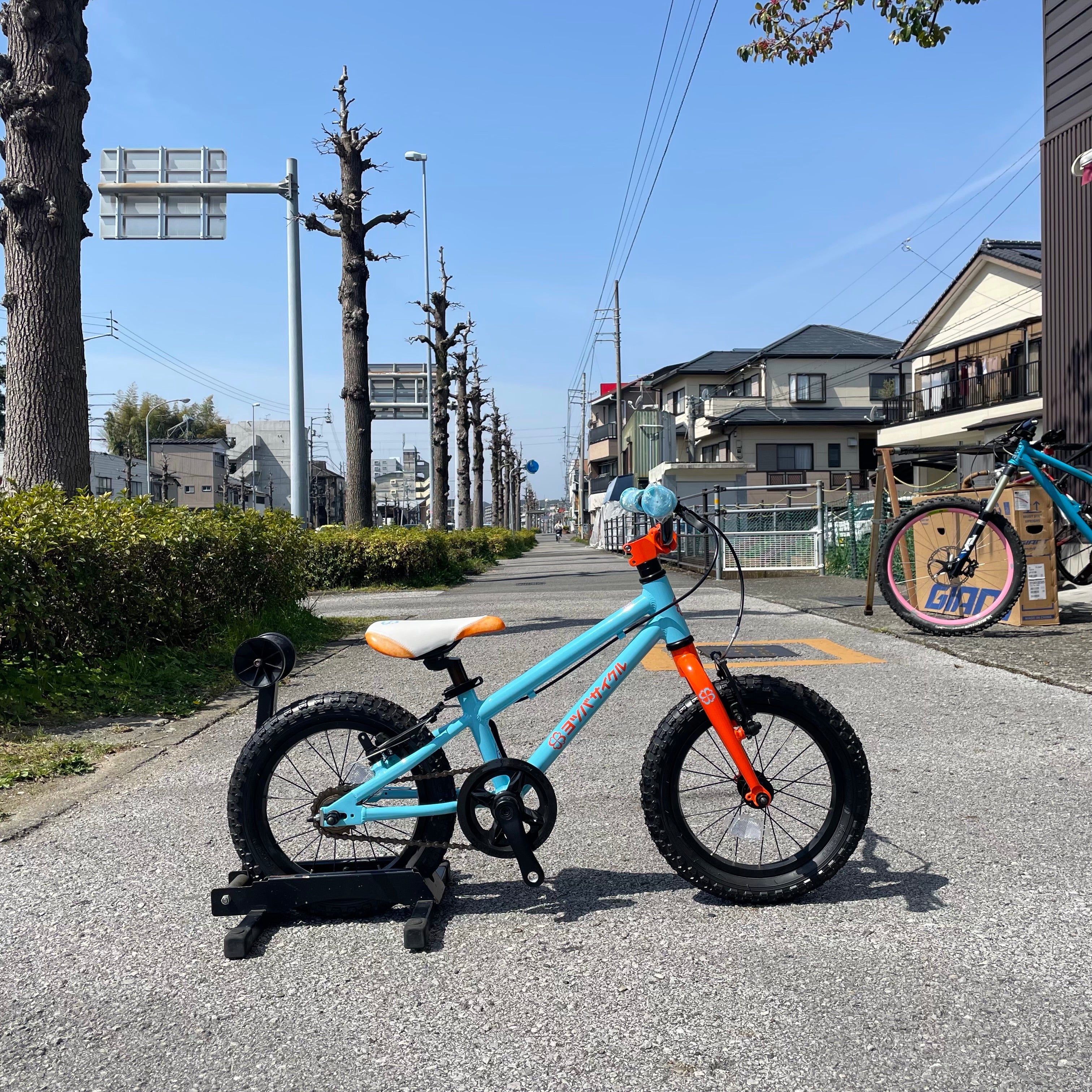 ☆NIGHT☆ ヨツバサイクル YOTSUBA Zero20 ラムネブルー YOTSUBA Cycle