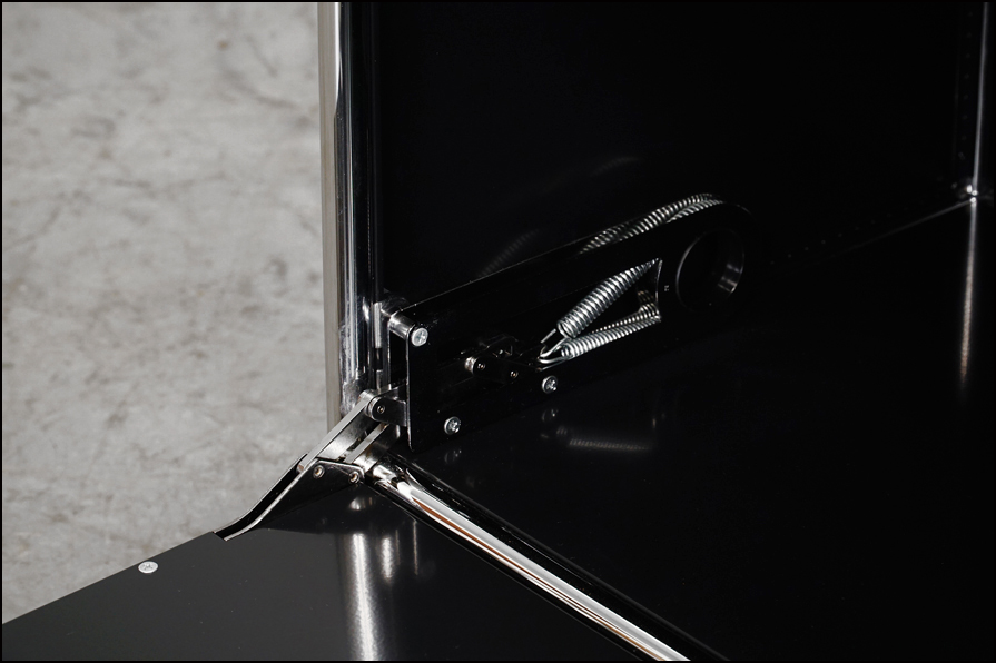 USM Haller system (ハラー) 1列1段キャビネット ドロップダウンドア