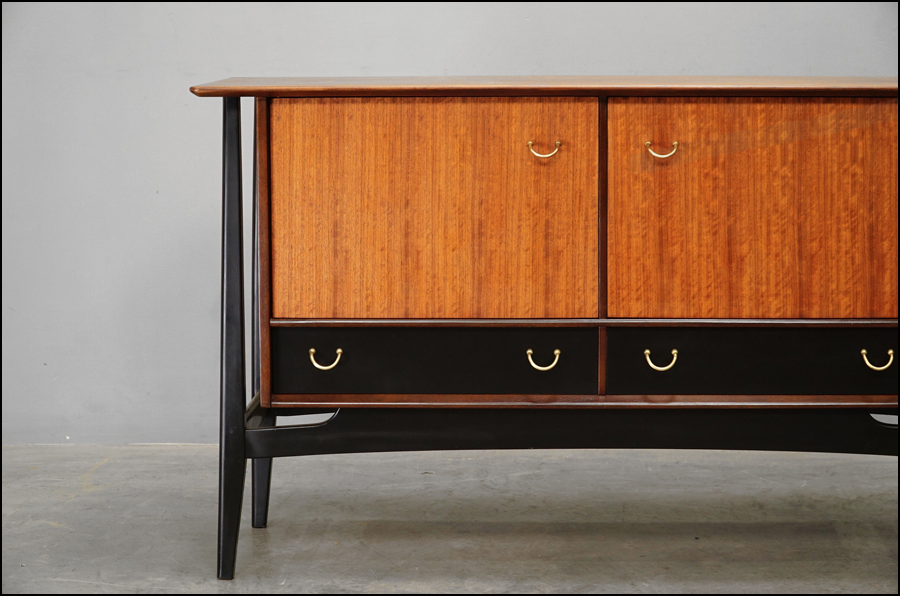 G-PLAN ジープラン Tola & Black サイドボード ヴィンテ－ジ 英国 高価