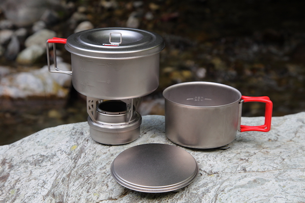 クッカー2セット＋アルコールストーブ＝205g！ エバニューの新しい