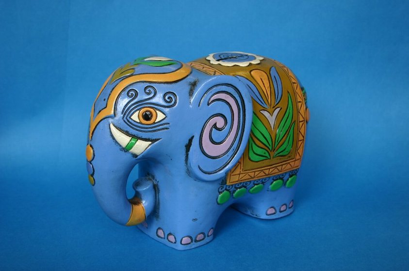 貯金箱いろいろ（いろいろな貯金箱）｜世界の貯金箱博物館｜尼崎信用金庫