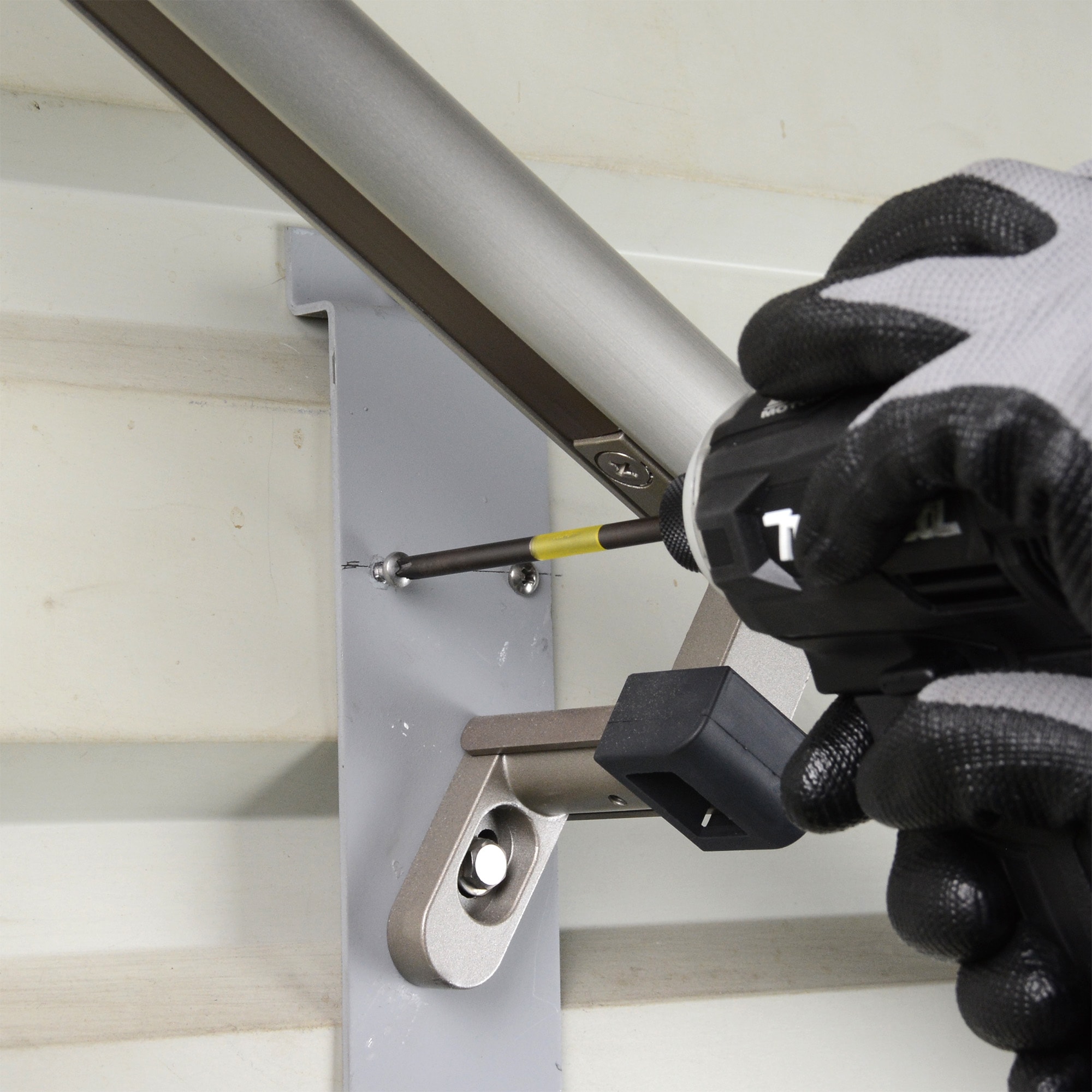 黒龍靭ビット 段付タイプ 5本組 ＋2×82 | ANEXブランドのドライバー