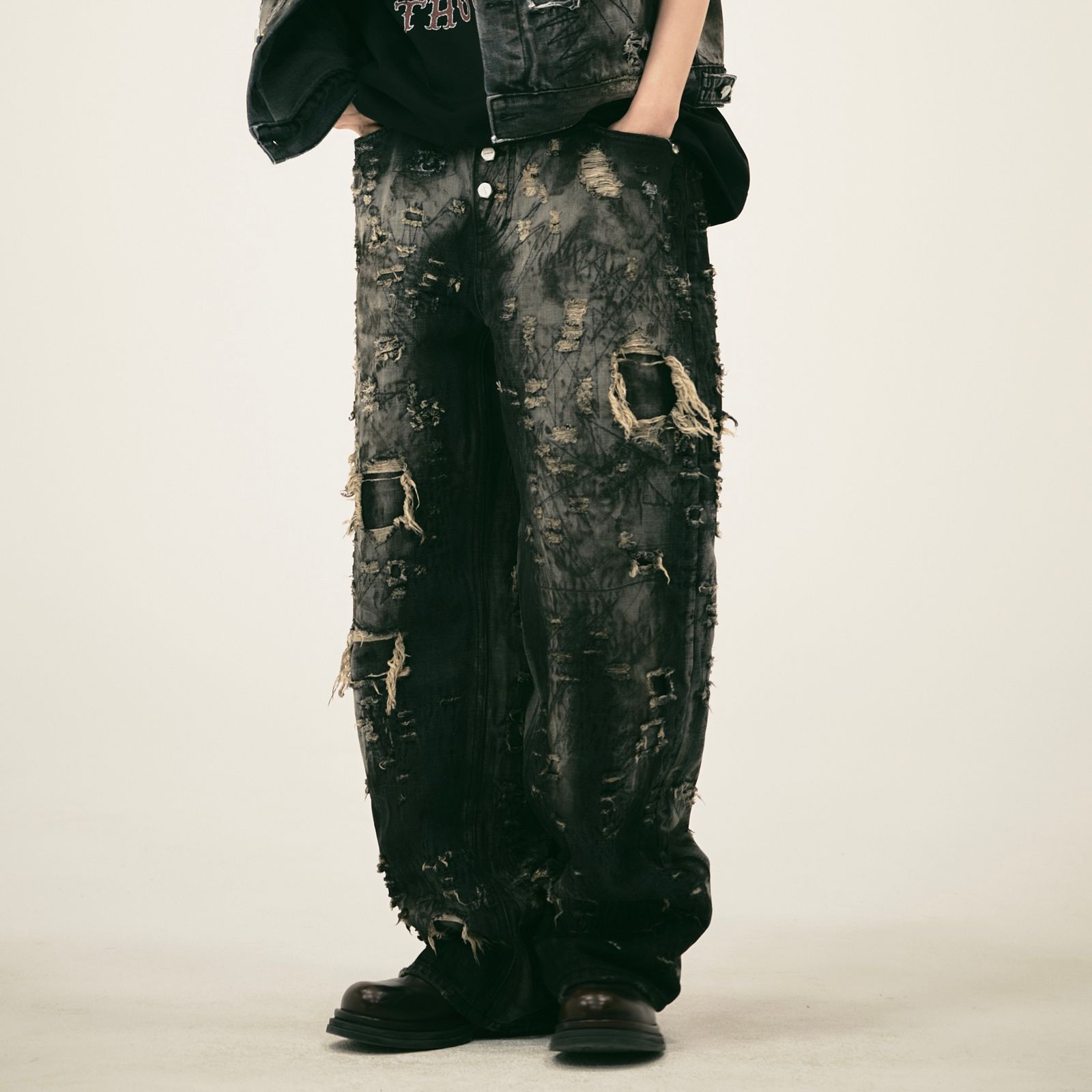 Thug Club - 【残り一点】Hard-Washed Damaged Denim Pants | ACRMTSM