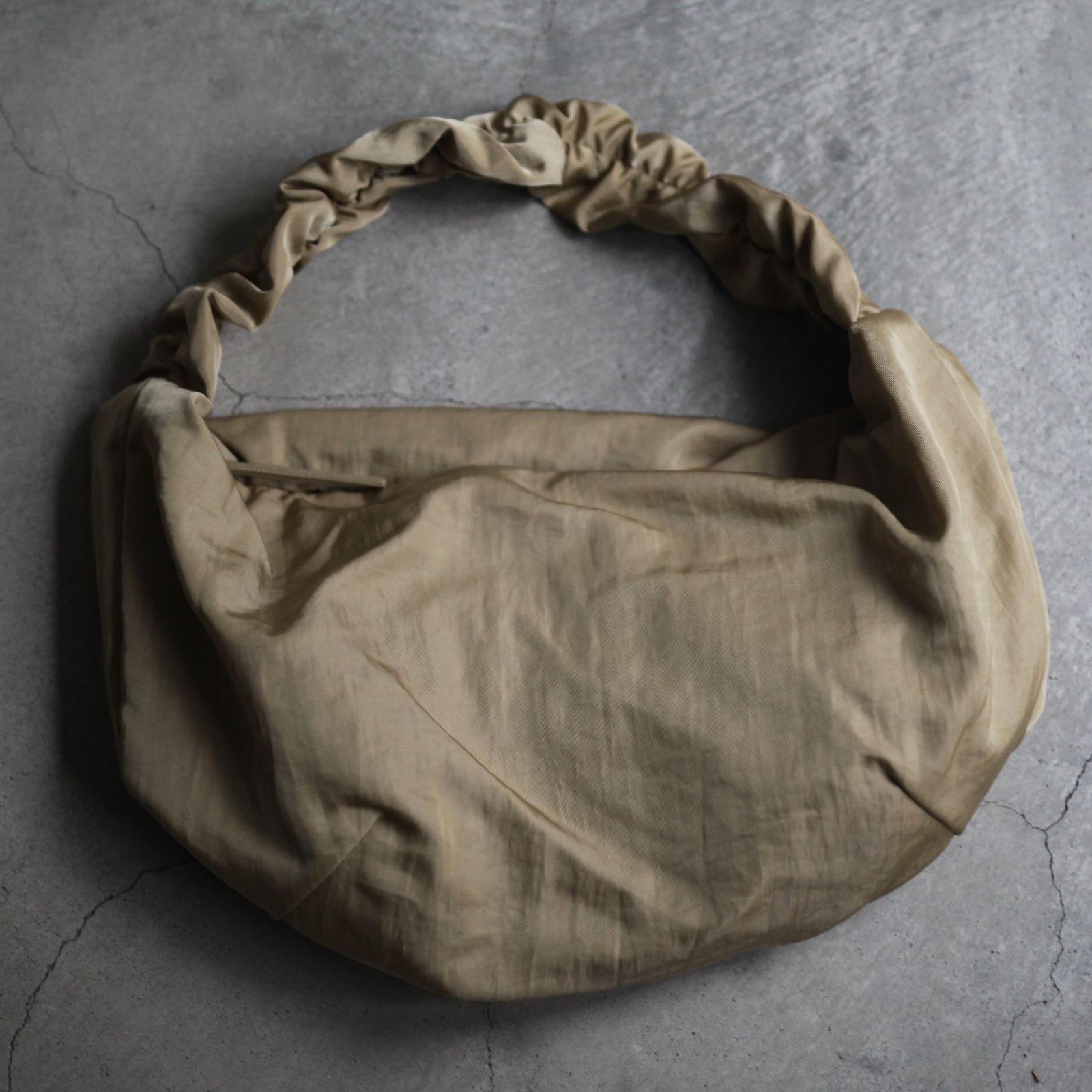 OUAT - 【残り一点】Office Bag(CHAI) | ACRMTSM ONLINE STORE