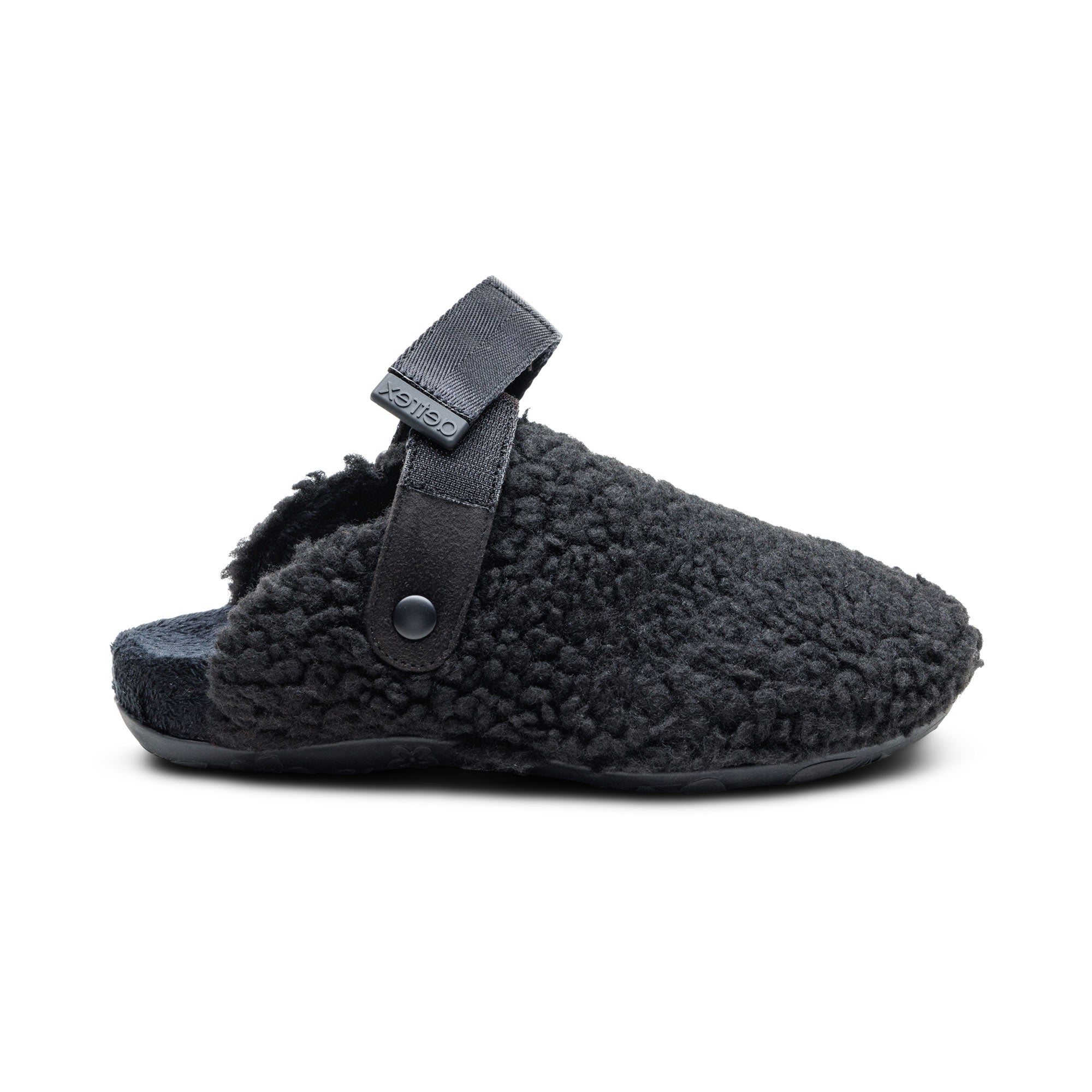 Millie Arch Support Slipper – All-Day Comfort in Black | aetrex
