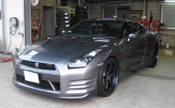 R35 GT-Rにおすすめ！ADVAN Racing GT プレミアムバージョンを装着しま