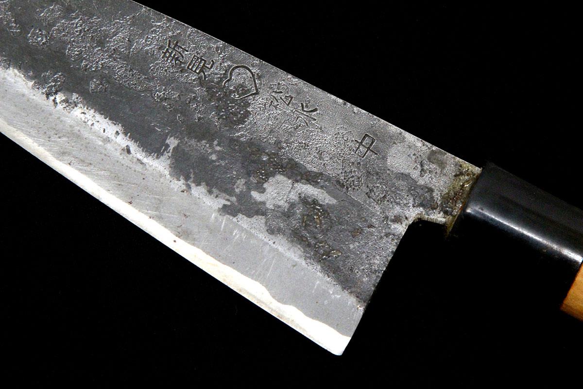 出刃包丁 五寸 黒打 両刃 新見 松水 PC口輪 朴柄 箱付 KN02-A9990-2L3A