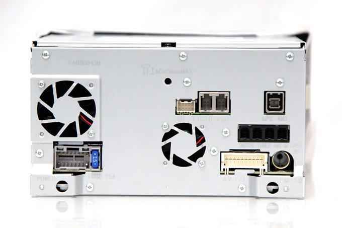 CN-HE01WD ストラーダ カーナビ 7インチ 200mmワイドモデル HEシリーズ