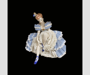 優美なレースドール アイリッシュドレスデン | 絵画高額査定はアート