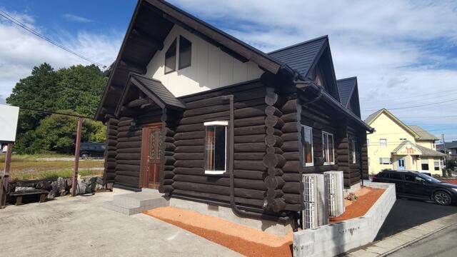アットホーム】津市久居一色町 ログハウス調 店舗（提供元：オカベ