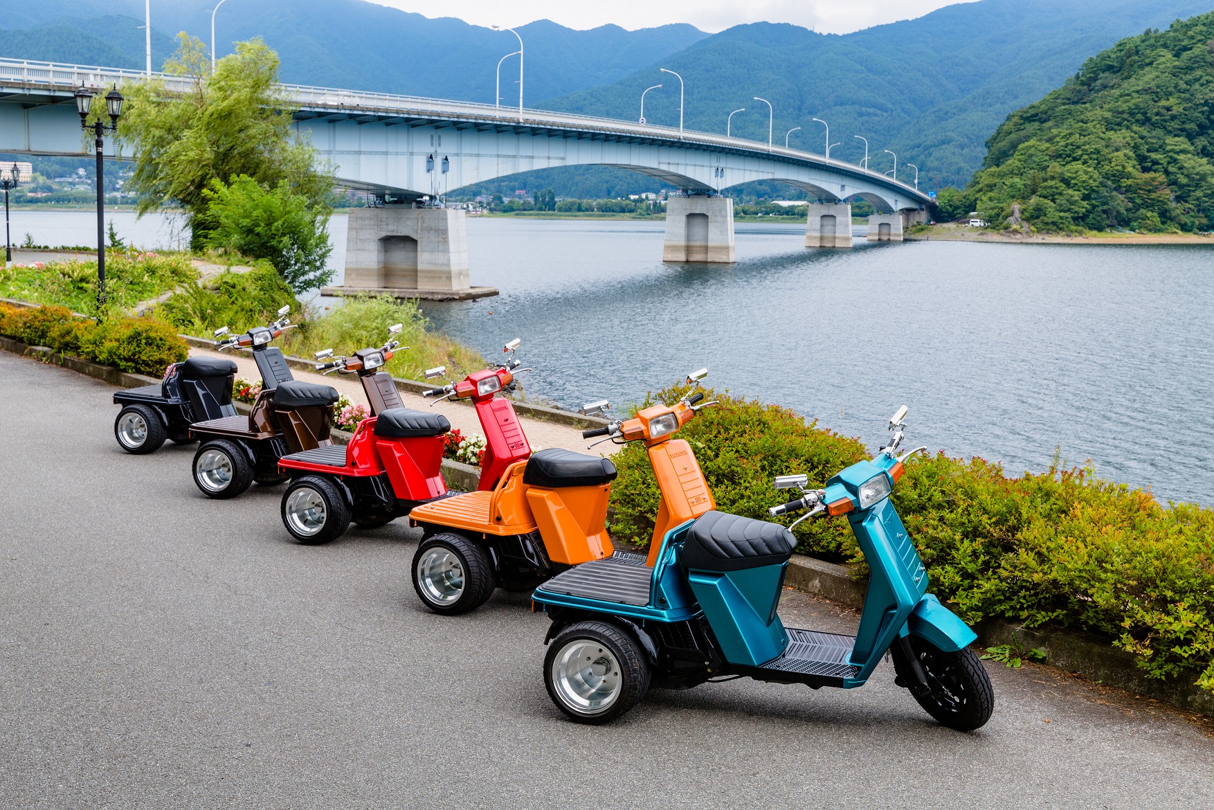 Scoot and Ride 三輪車 ブルー［お値段交渉承ります］ Scoot and Ride