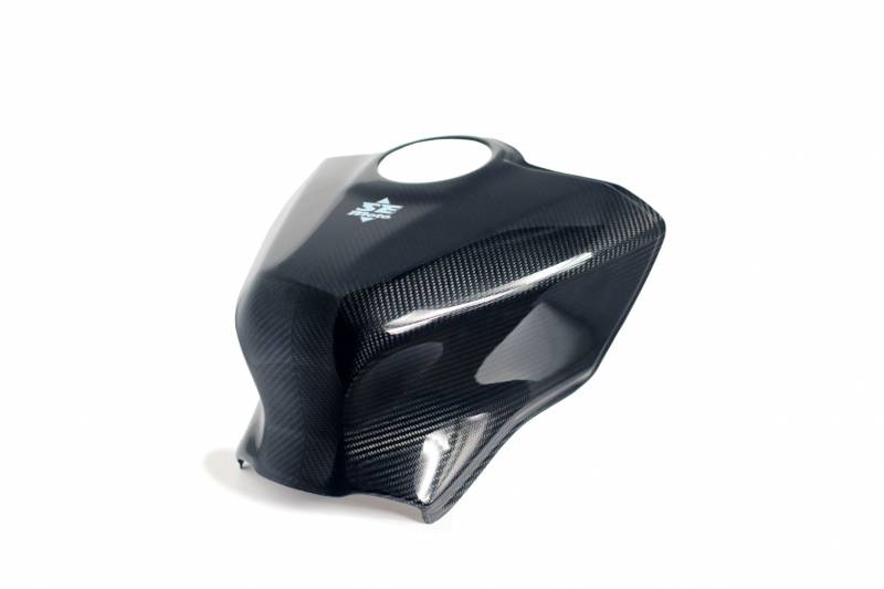 SEMOTO MotoAmericaで実際に使用されている カーボンタンクカバー｜AxxL