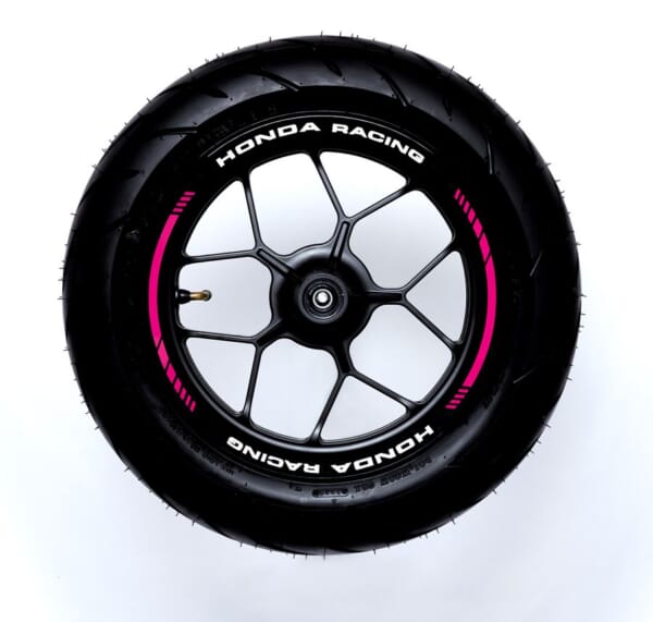 AXXLオリジナル 12インチ カスタムリムステッカー ｜AxxL