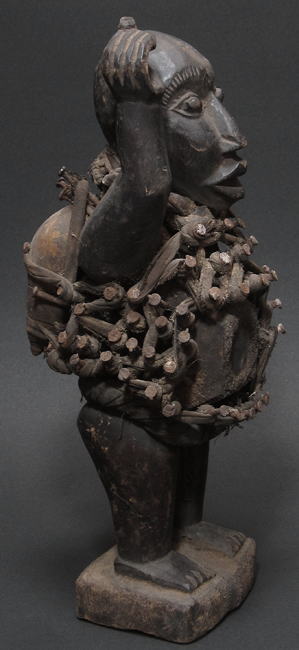 ダキニ]アフリカ 木彫り トーゴ African Art 8 ブードゥーの祠の祖先像