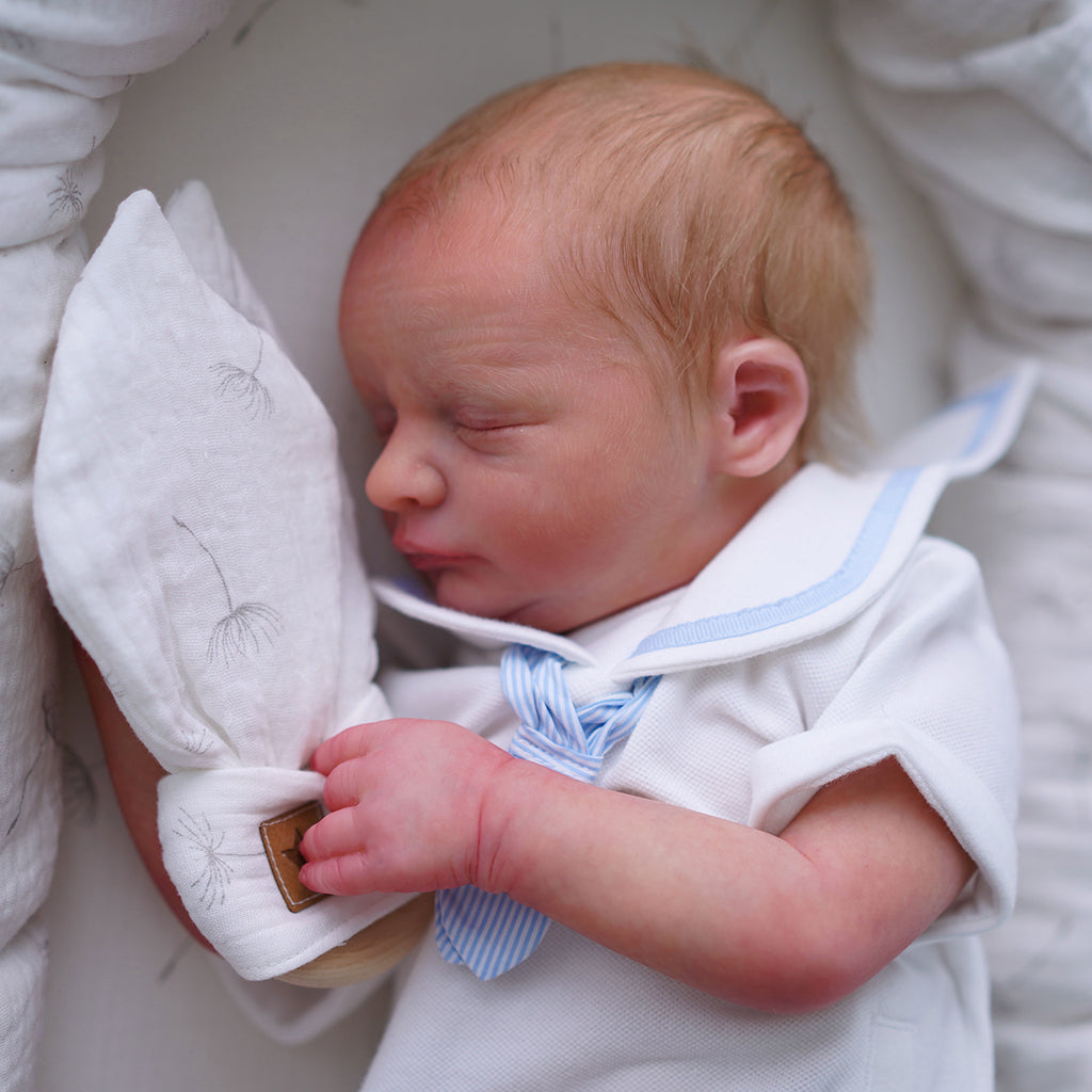 Realborn® James Sleeping (18