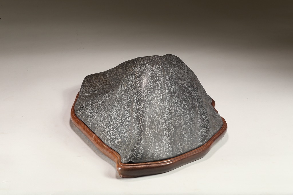 瀬田川銀梨地石 | 雨竹亭オンラインショップ