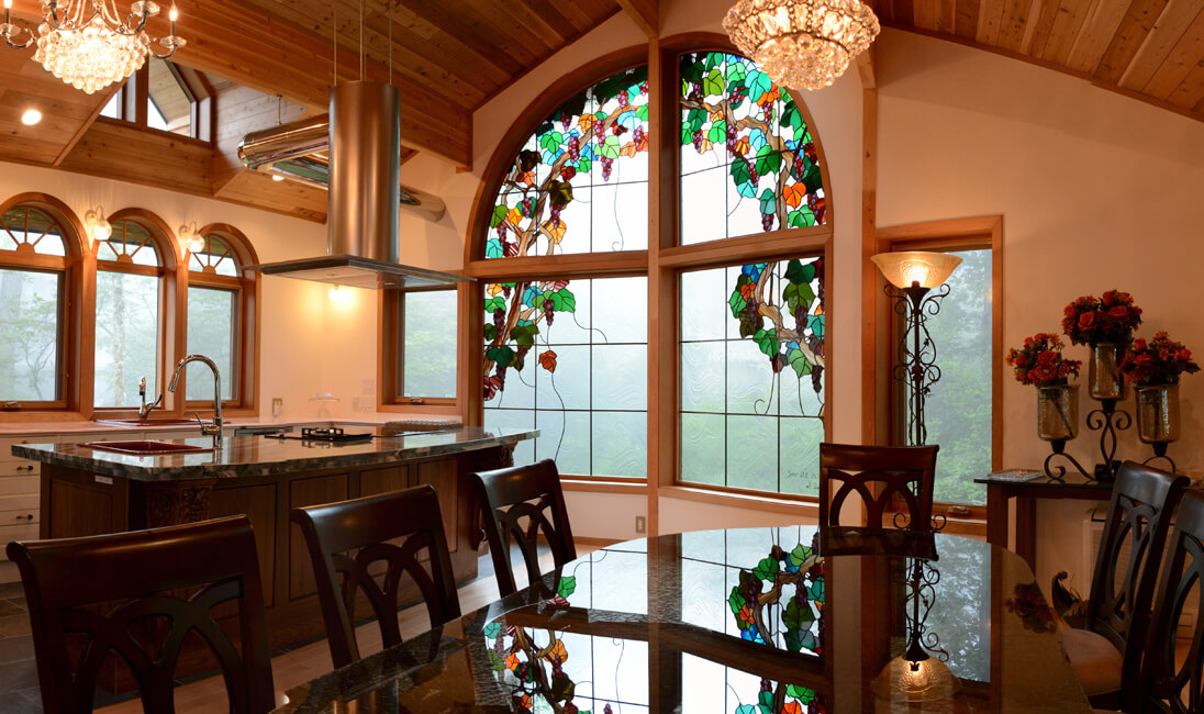 ステンドグラスの制作工房 | ステンドグラスバロック